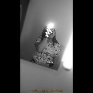 Meet your Posher, Trustess